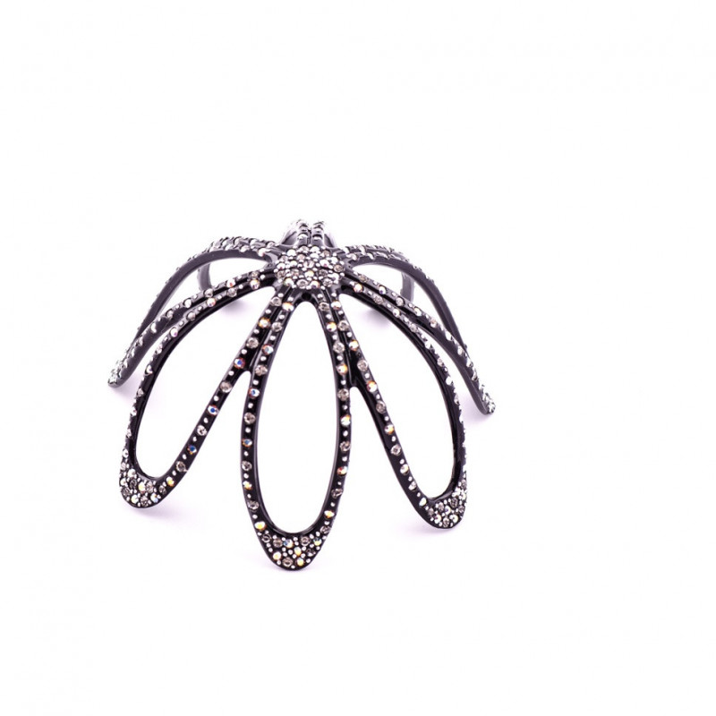 Round bun GM rail strass star